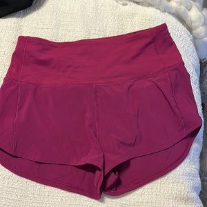 Lulu Lemon Short Size 4 Magenta/Purple